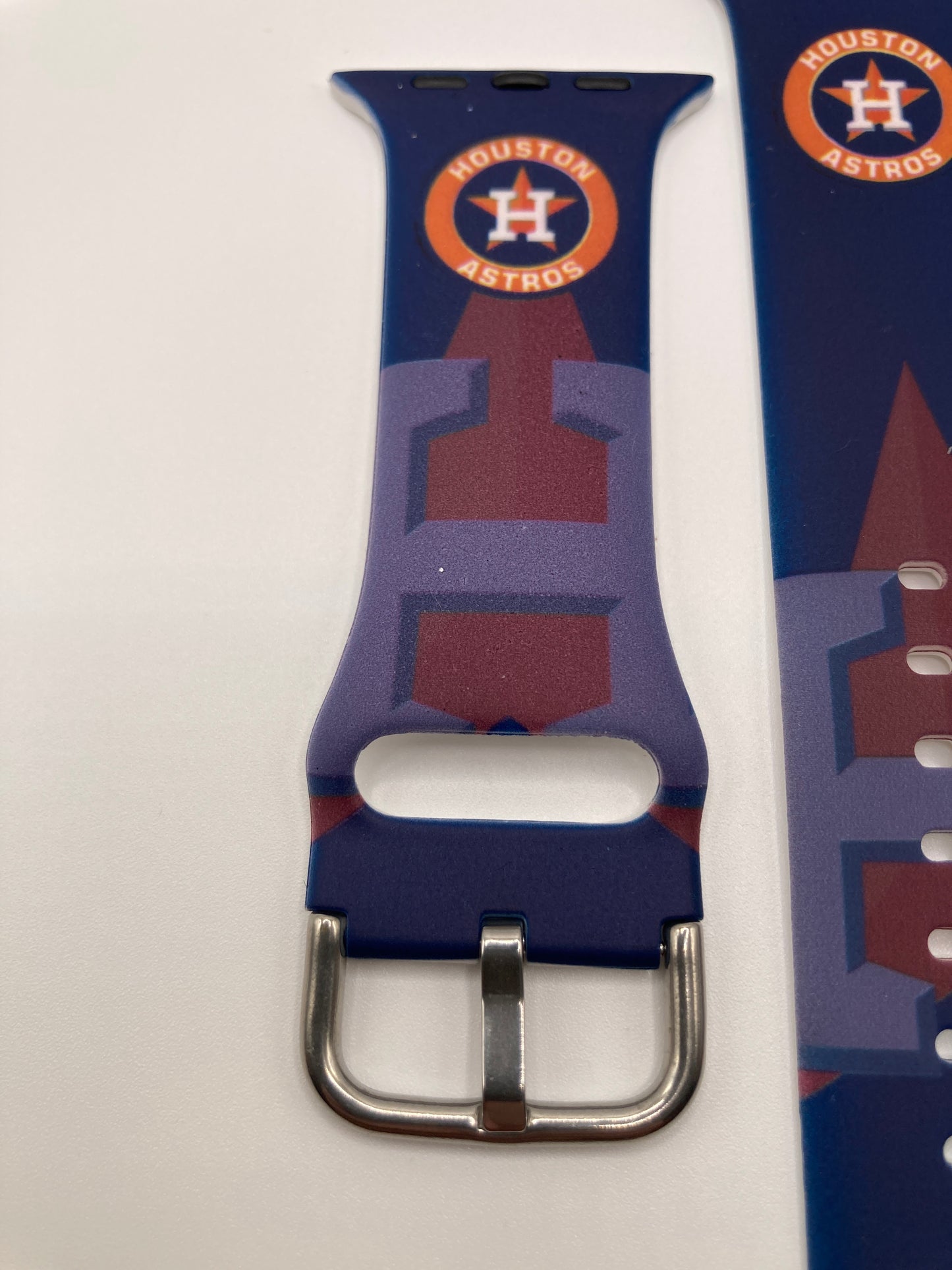 MLB - Houston Astros - Apple Watch Compatible Silicone Band - w/ buckle