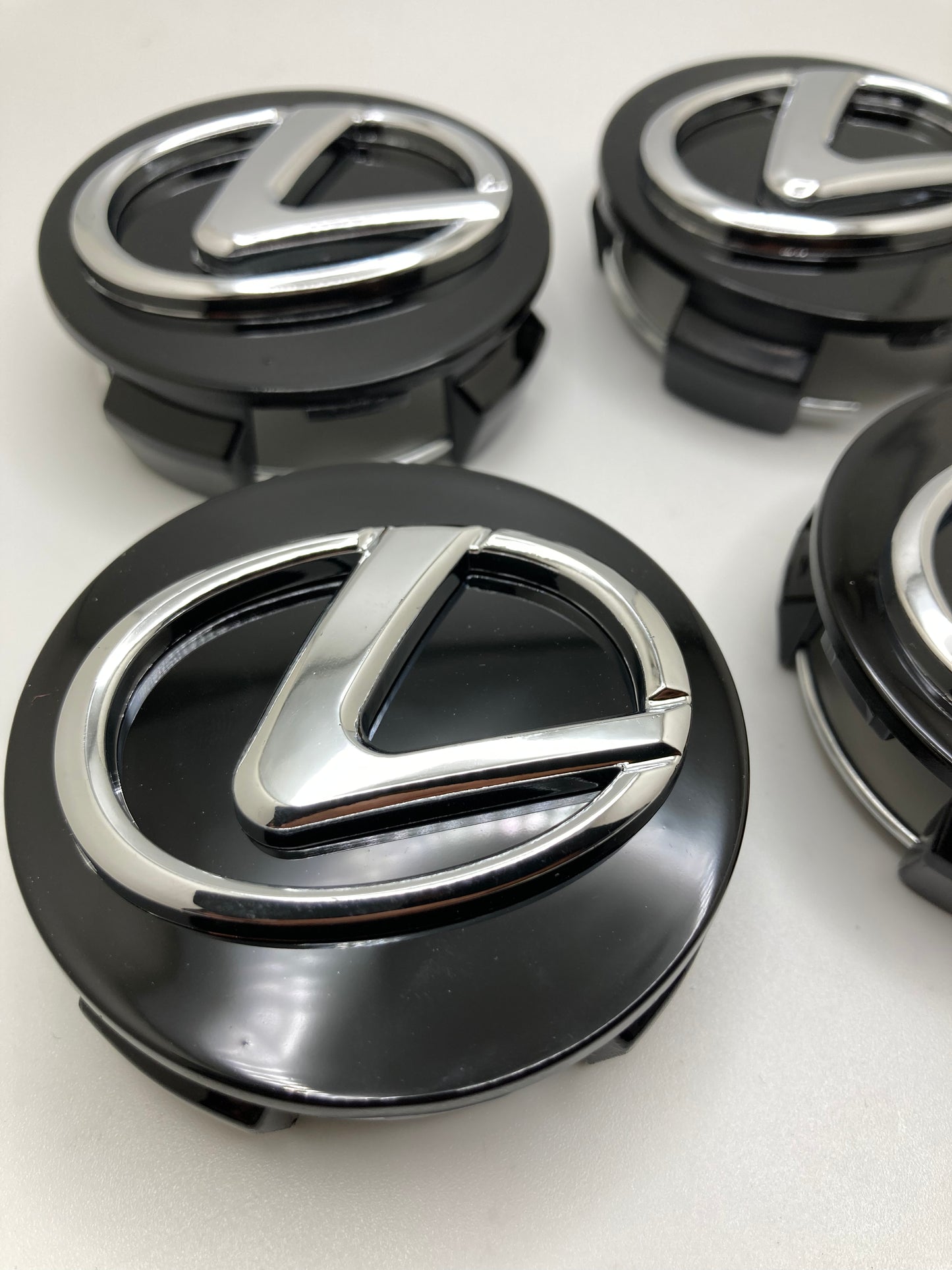 Set of 4 - 62mm black and chrome replacement wheel center caps with 3d chrome Lexus logo