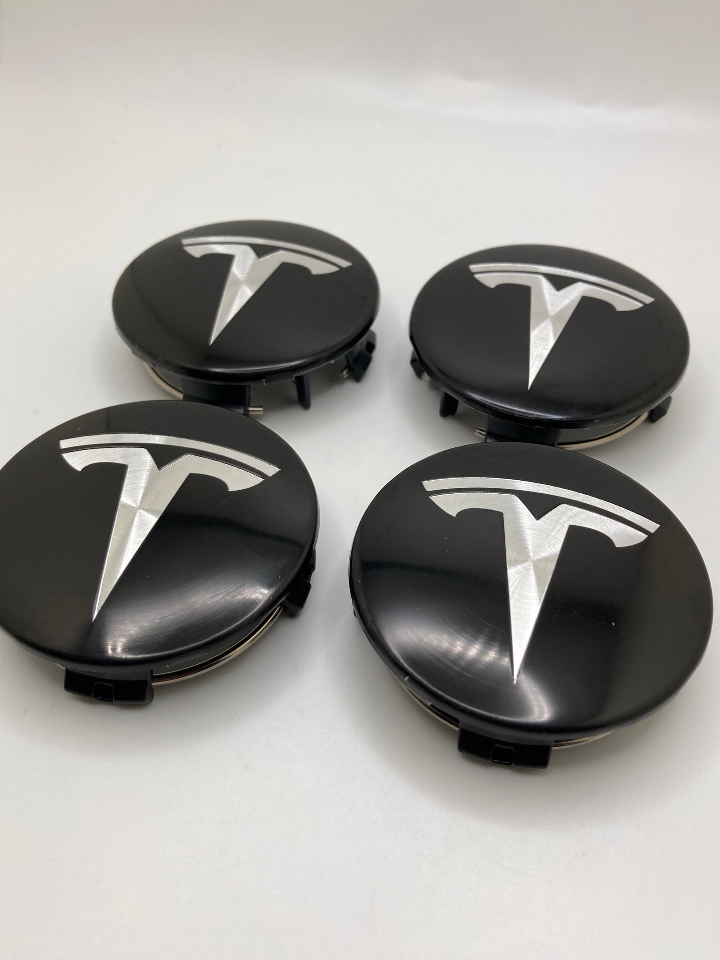 4x 57mm Tesla replacement wheel center caps black and chrome for model 3/S/X