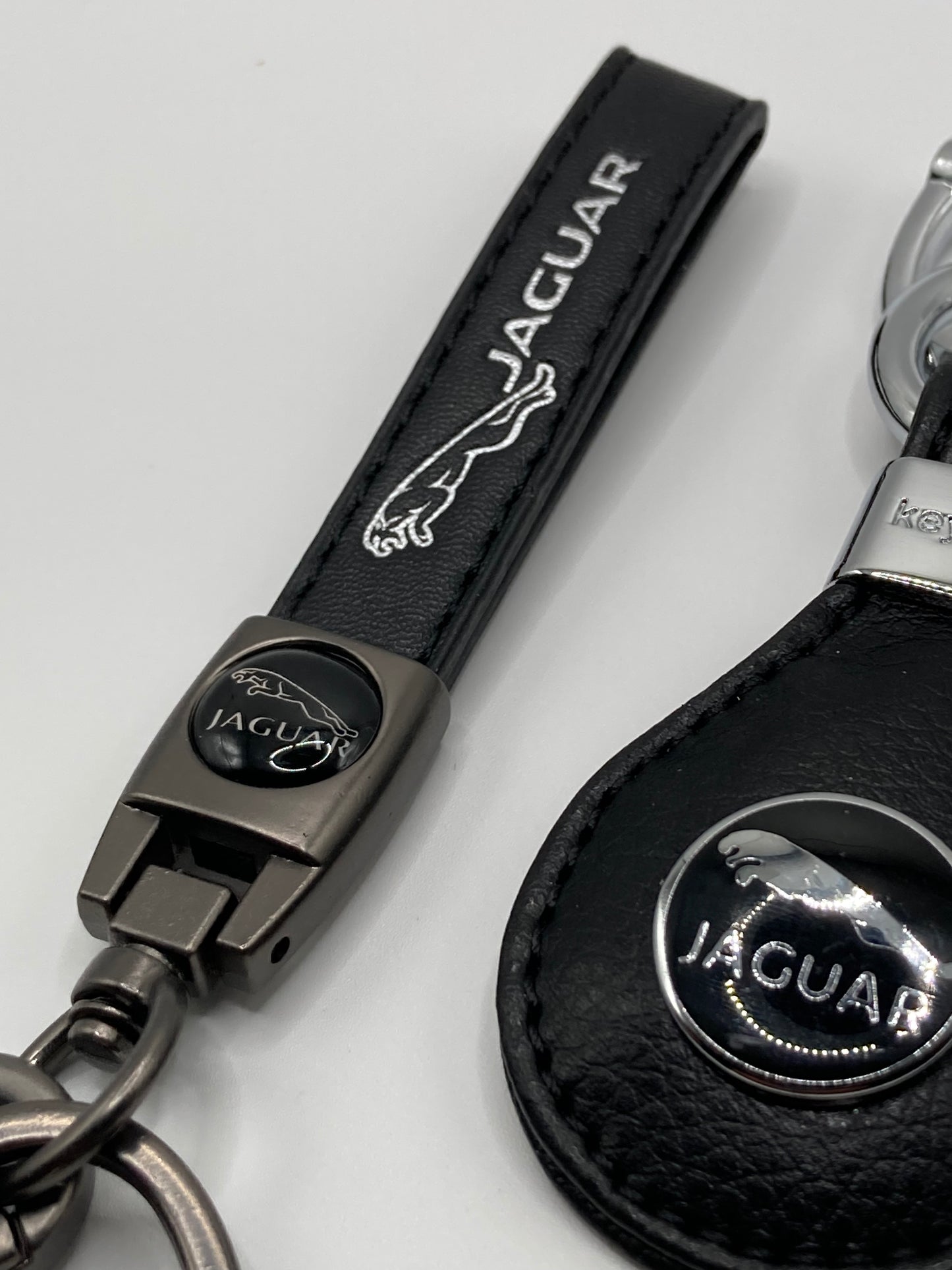 Jaguar - 2pcs black leather keychain gift set