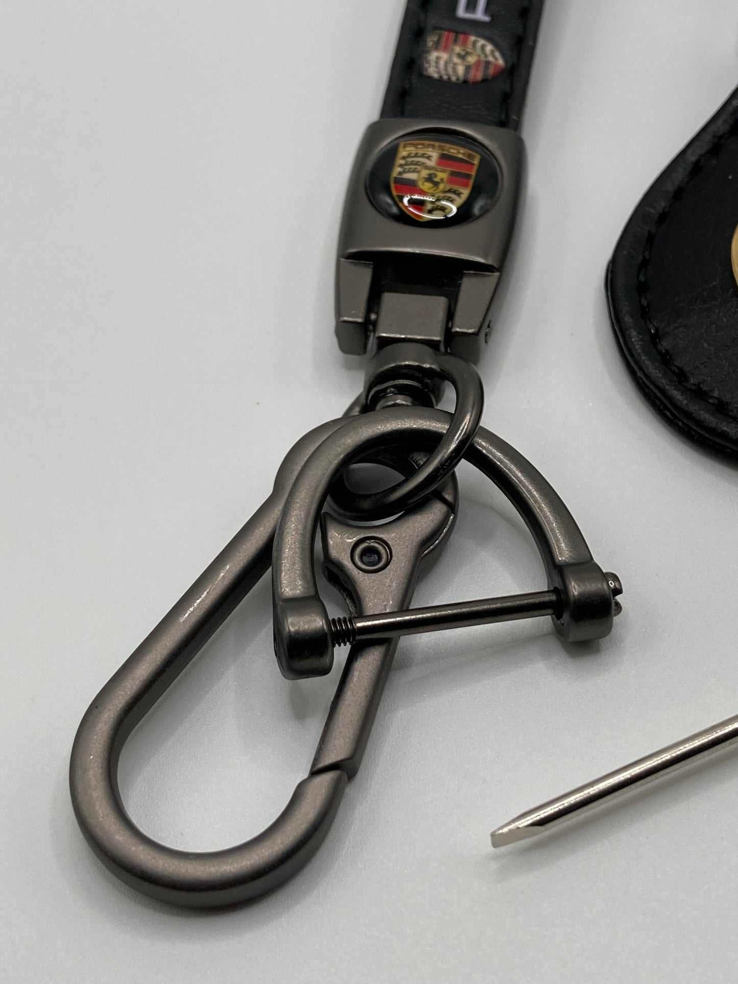Porsche - 2pcs black leather keychain gift set