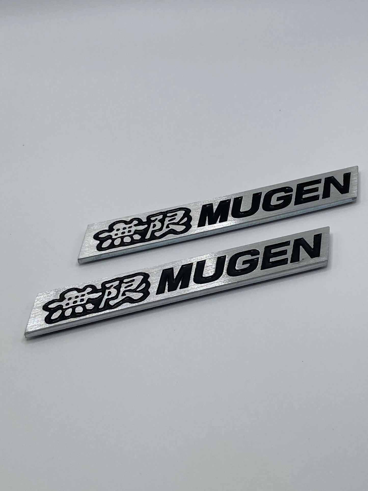 Mugen - 2pcs aluminum badge set