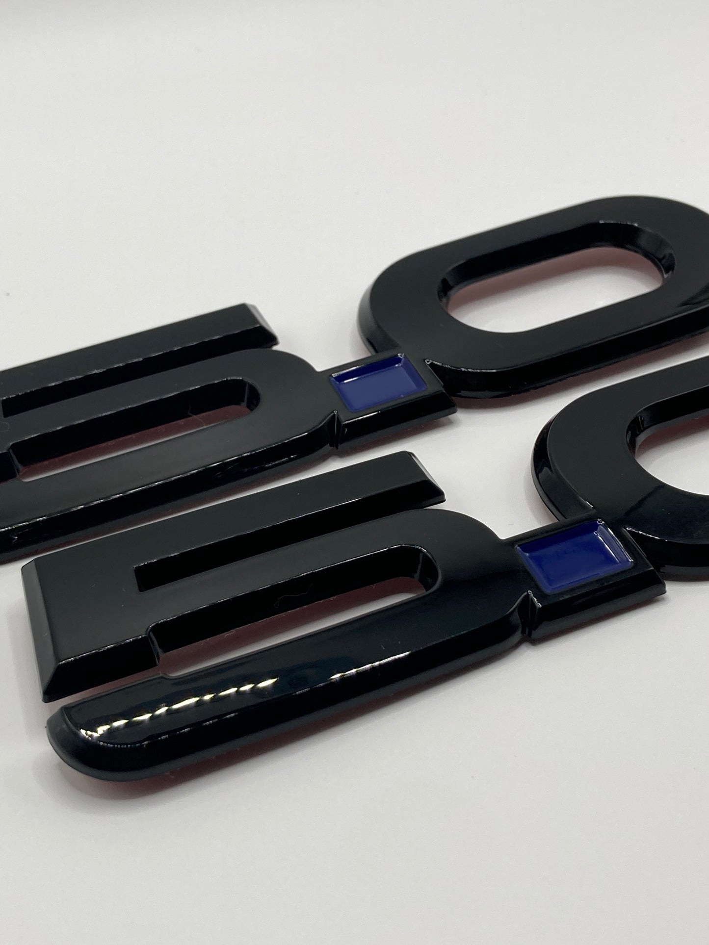 Mustang 5.0 Fender Emblems - 2pcs set - Gloss Black with Blue dot - Ford