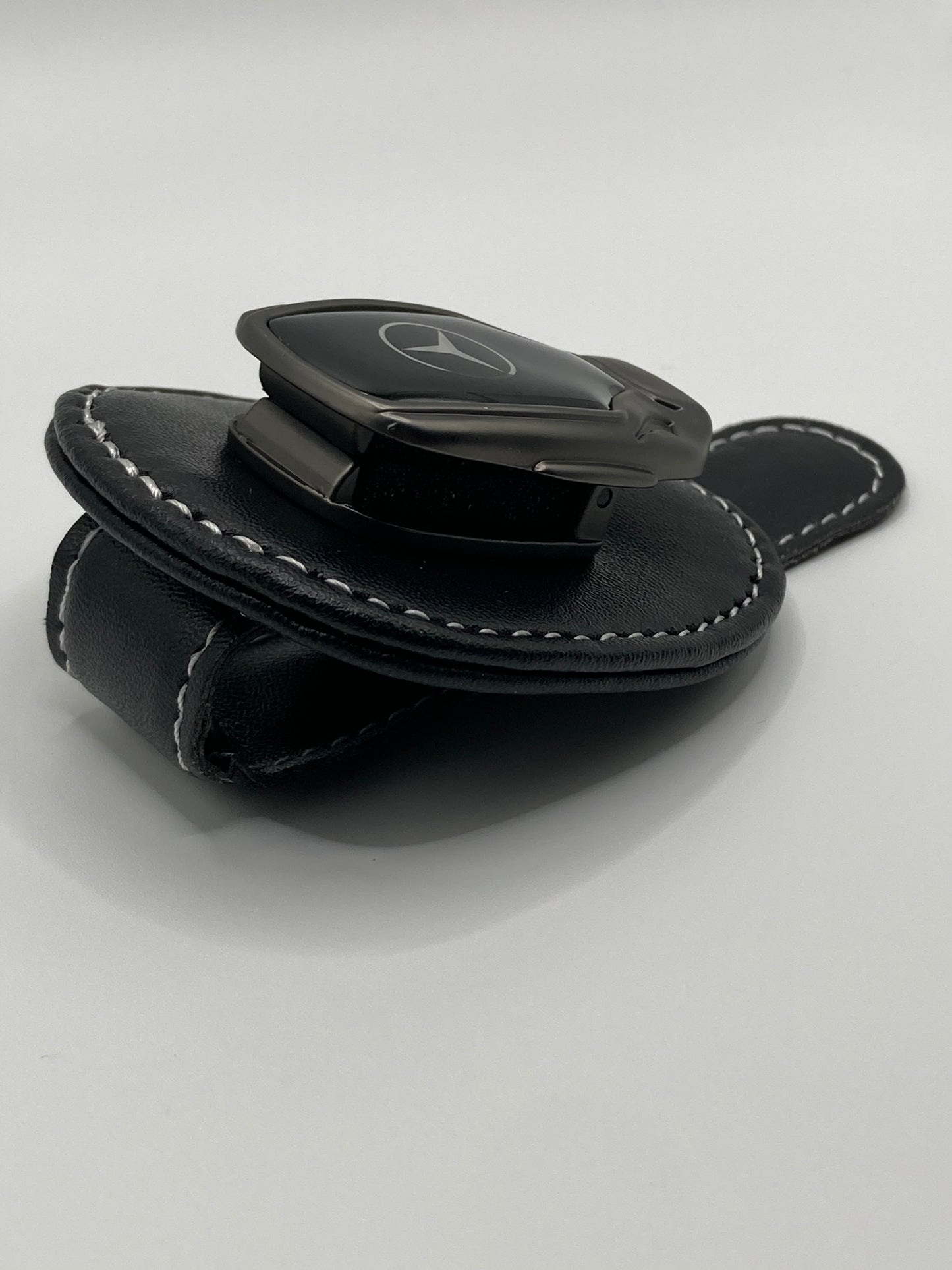 Mercedes Benz Car Sunglasses Holder Sunshades Hanger with Mercedes Star logo