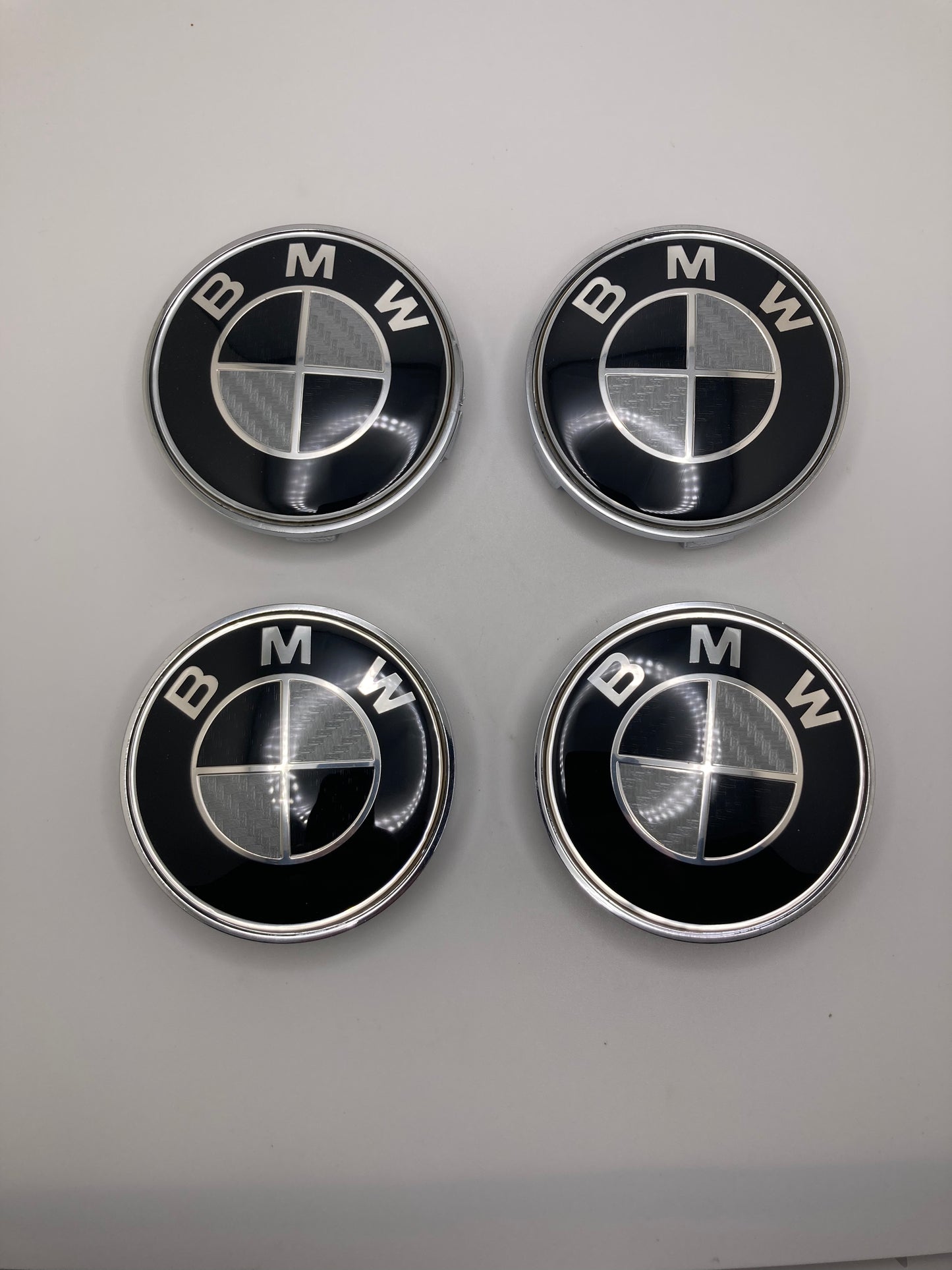 BMW - wheel center caps - 68mm - black/grey carbon - 4pcs set