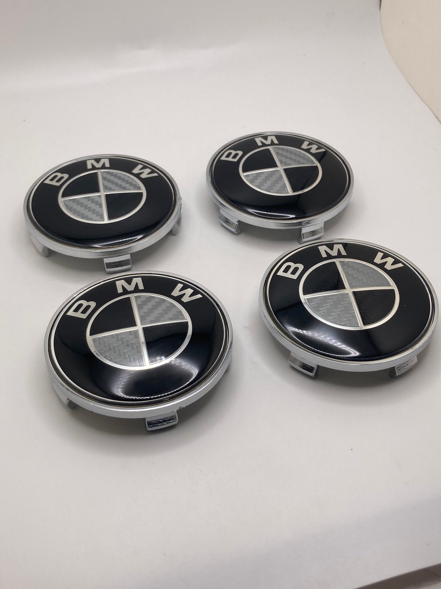 BMW - wheel center caps - 68mm - black/grey carbon - 4pcs set
