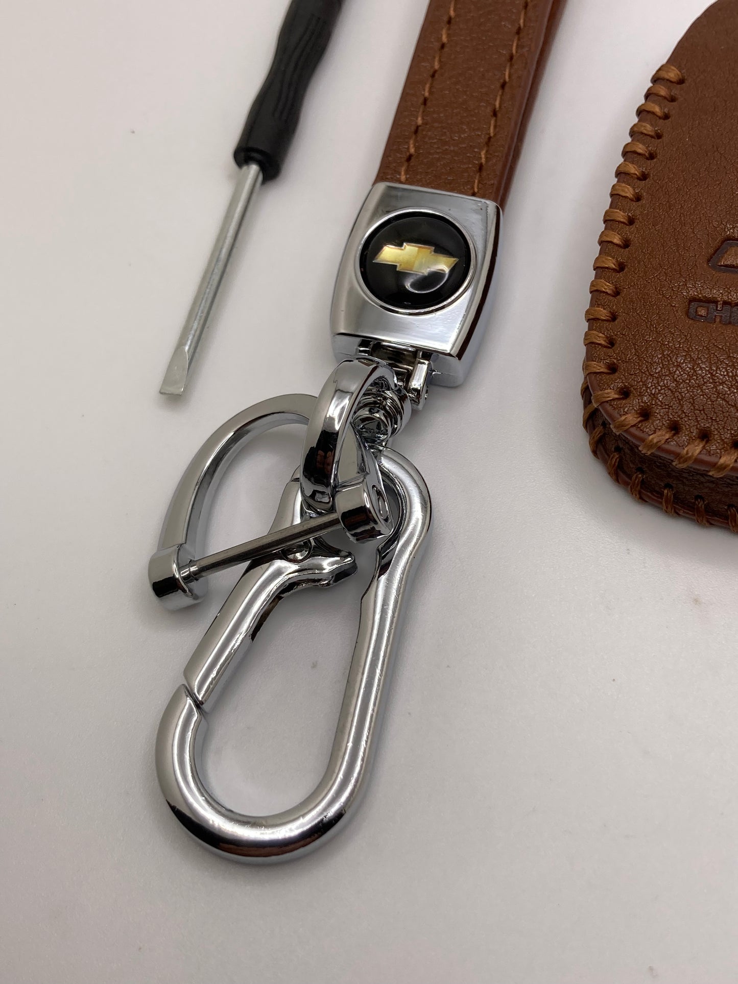 Chevrolet - Brown Leather Keychain & Key Fob Case