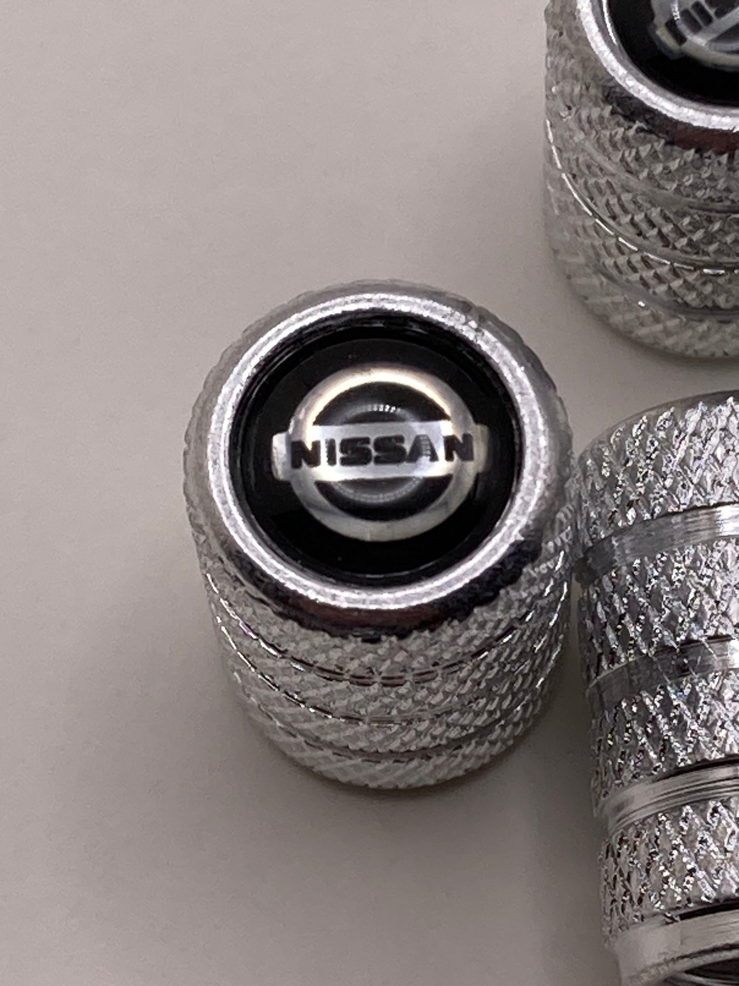 Nissan - valve stem caps - 4pcs sets