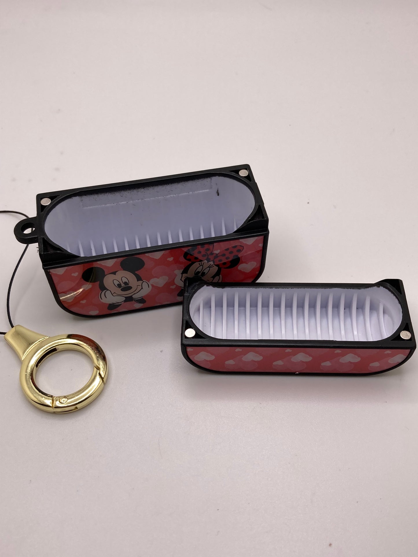 3rd gen AirPod case cover - Mickey & Minnie hearts