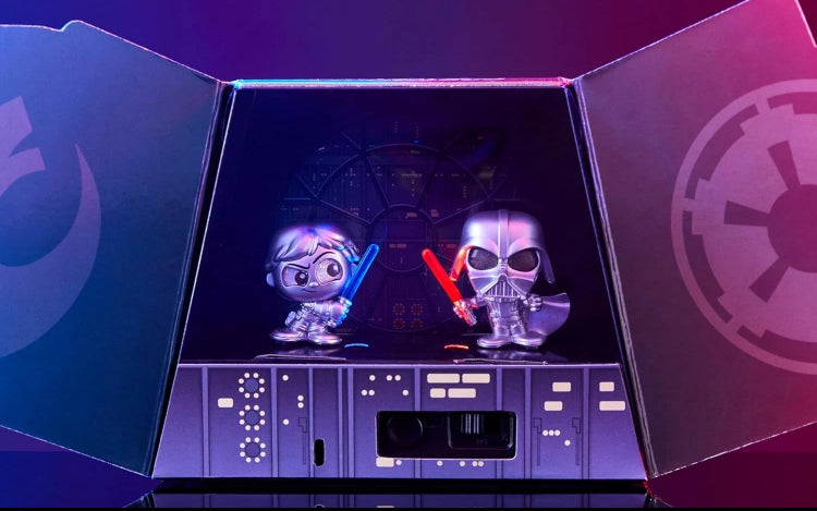 Star Wars Doorables Jedi vs Sith 2-Pack Collectible Figures (Skywalker & Vader)