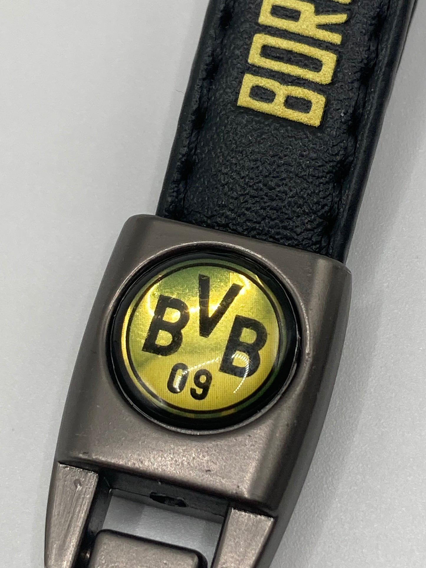 Soccer - Borussia Dortmuno - Leather Keychain