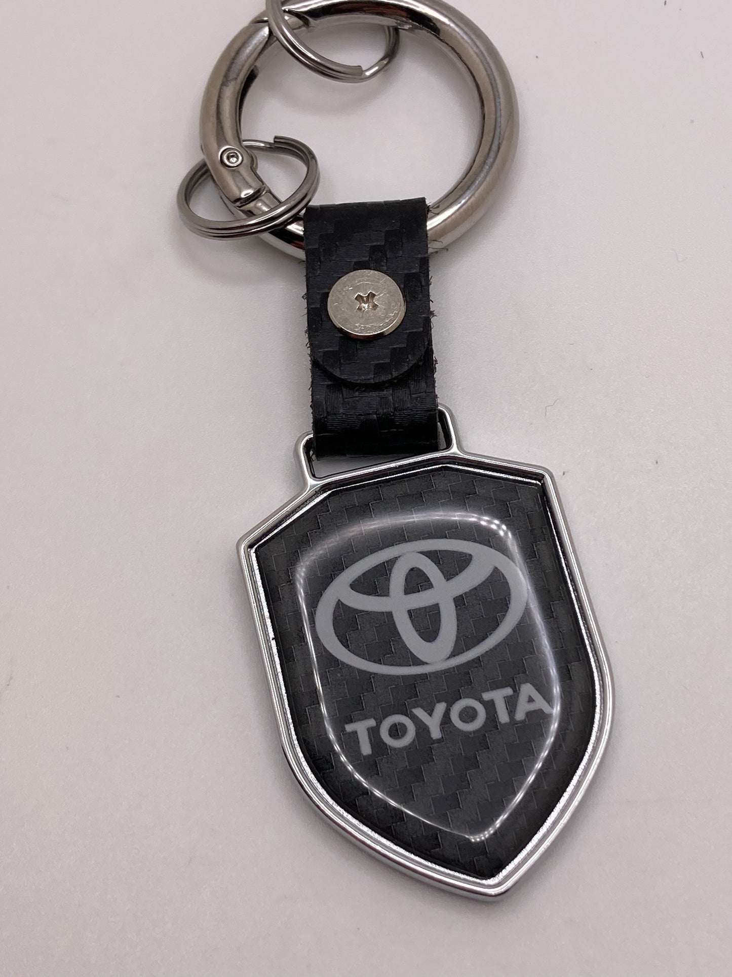 Toyota - 2 sided - Shield Style Keychain -Carbon Fiber Design