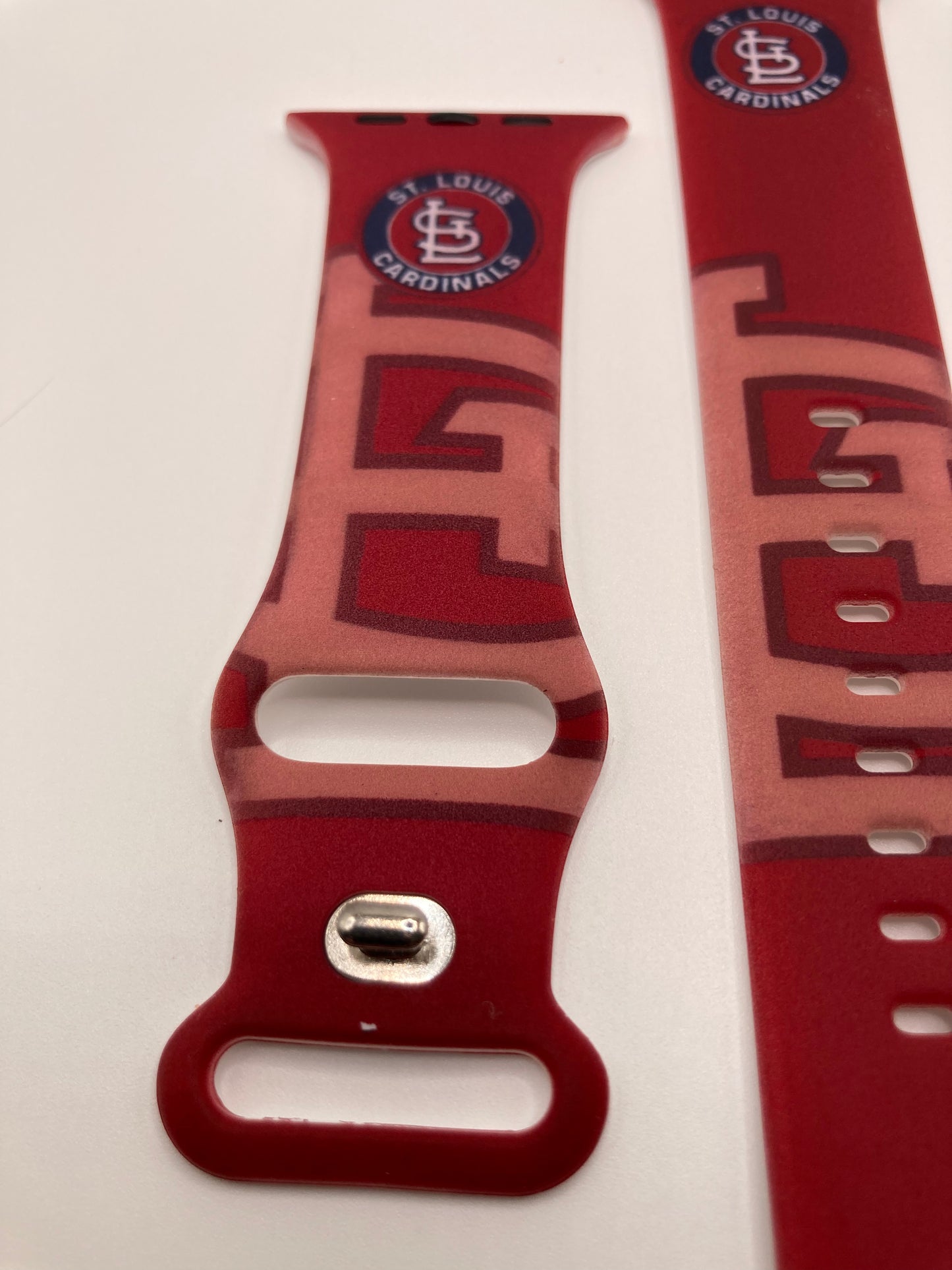 MLB - Saint Louis Cardinals - Apple Watch Compatible Silicone Band
