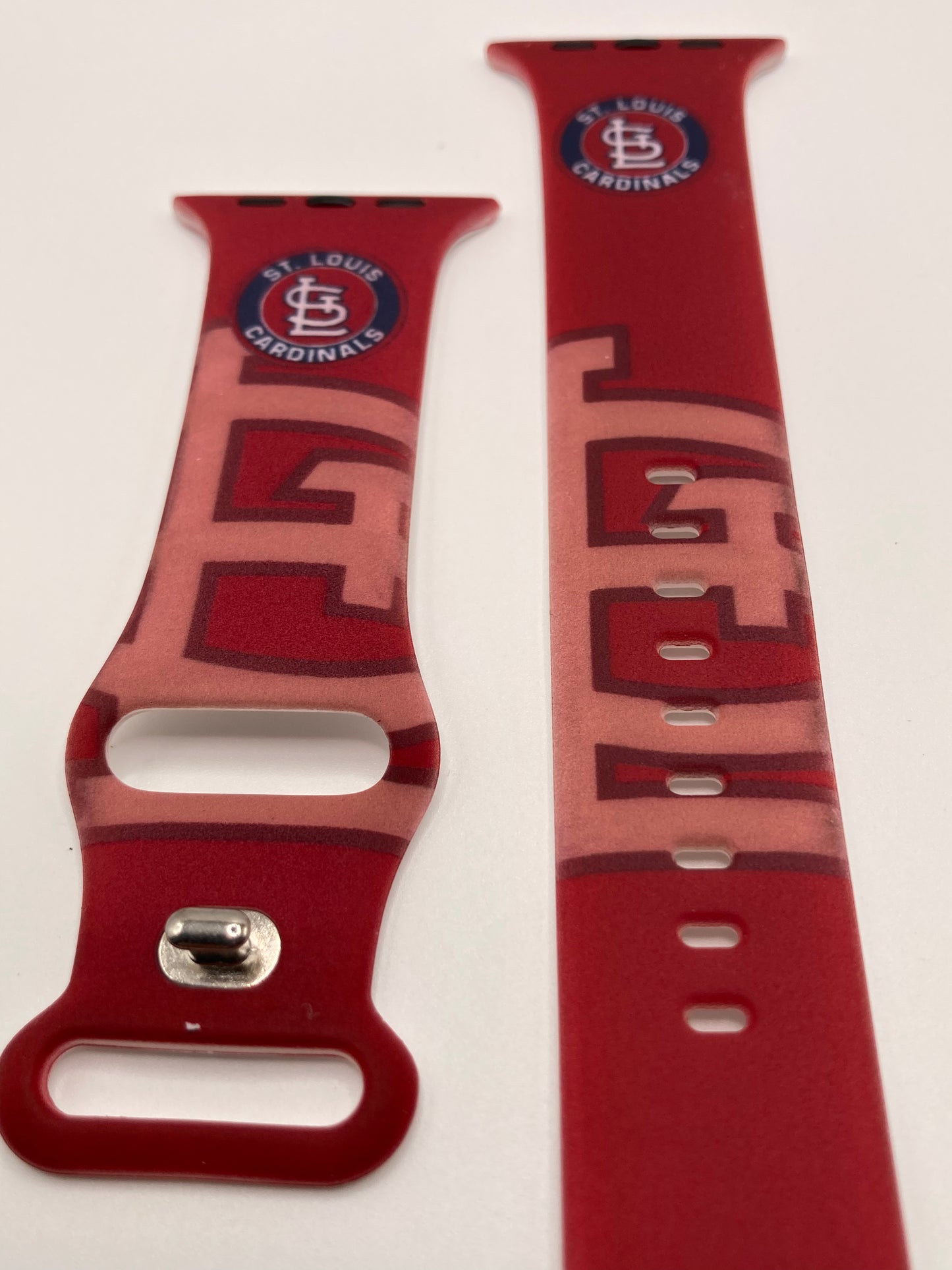 MLB - Saint Louis Cardinals - Apple Watch Compatible Silicone Band