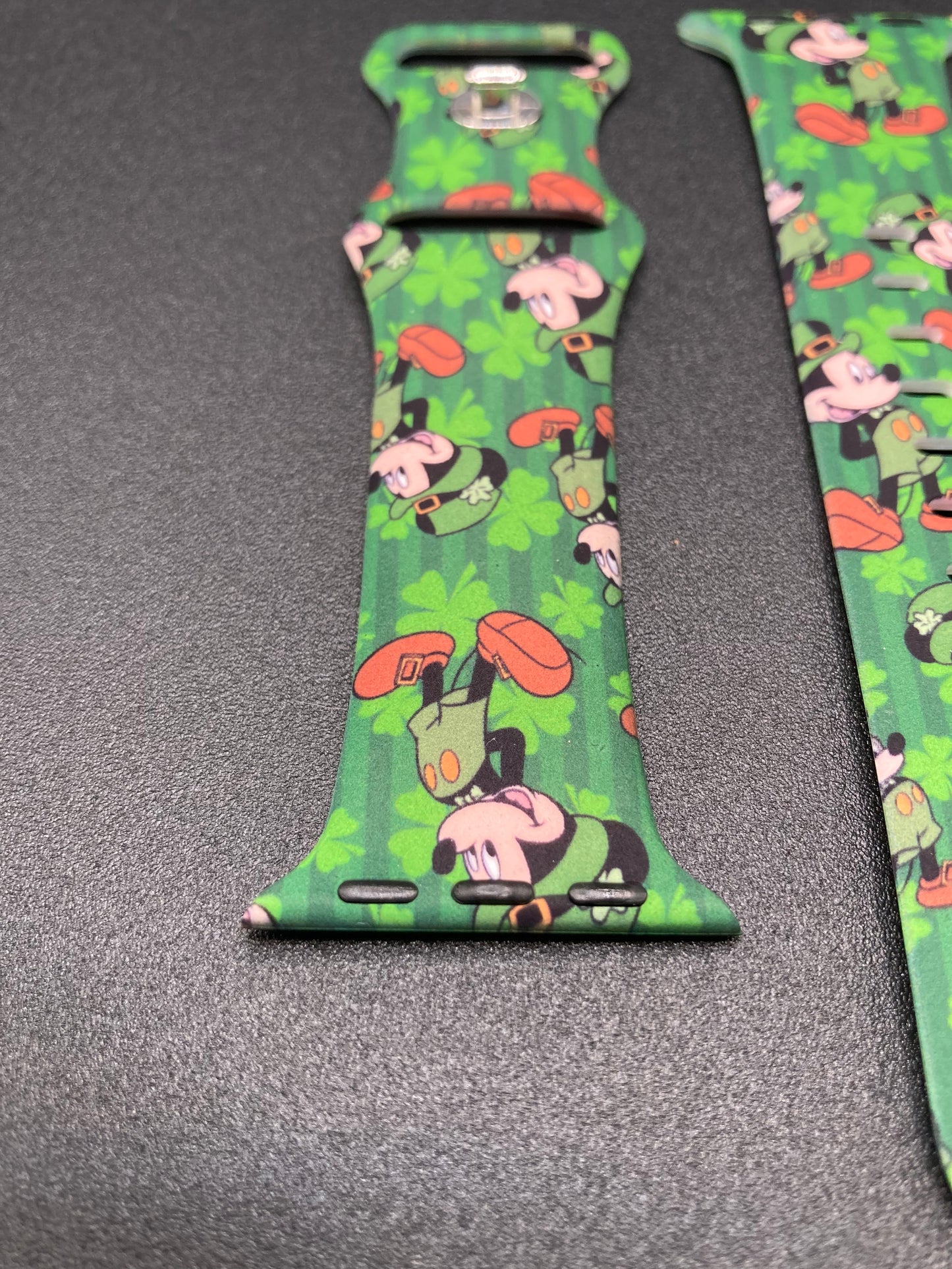 Mickey Mouse - St.Paddy’s Day themed Watchband for Apple Watches - 38/40/41mm