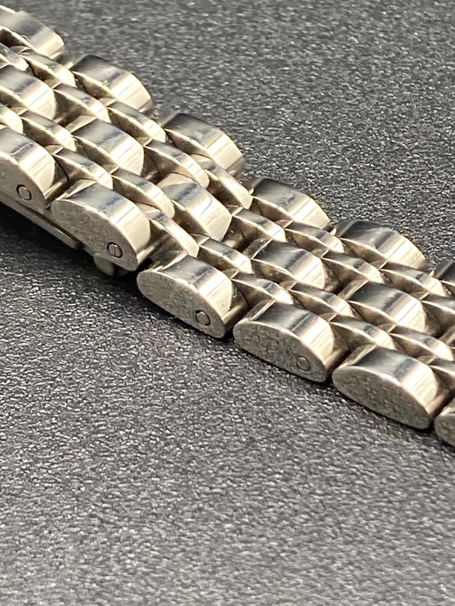 Stainless Steel Watchband for Apple Watch - 38/40/41mm - 12mm thin band