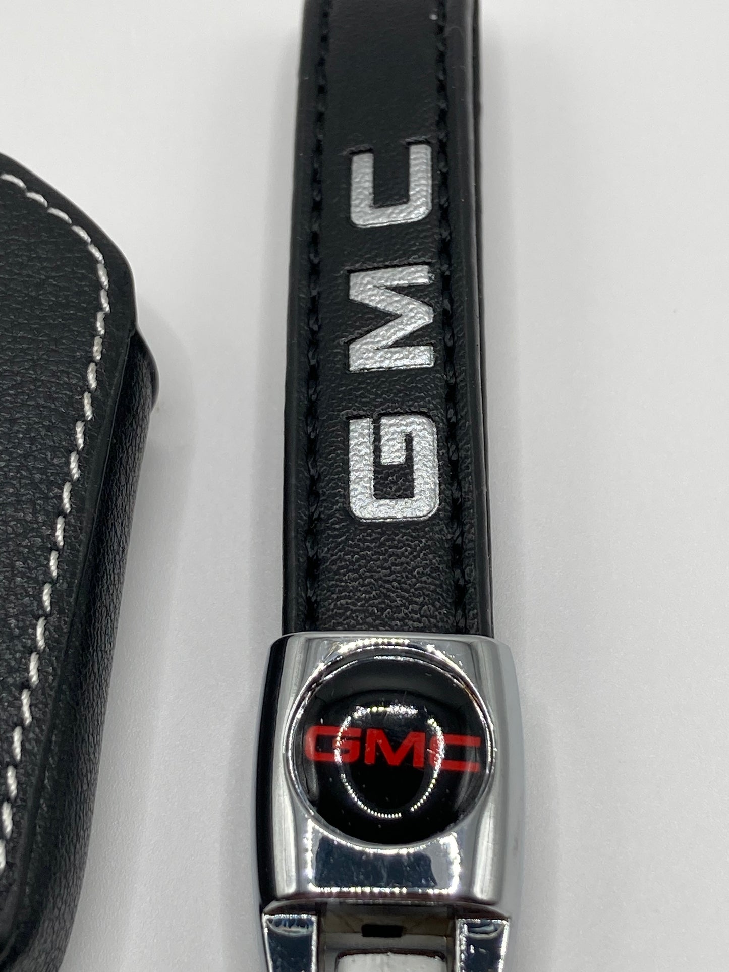 GMC - Leather Keychain and Leather Key Fob Case