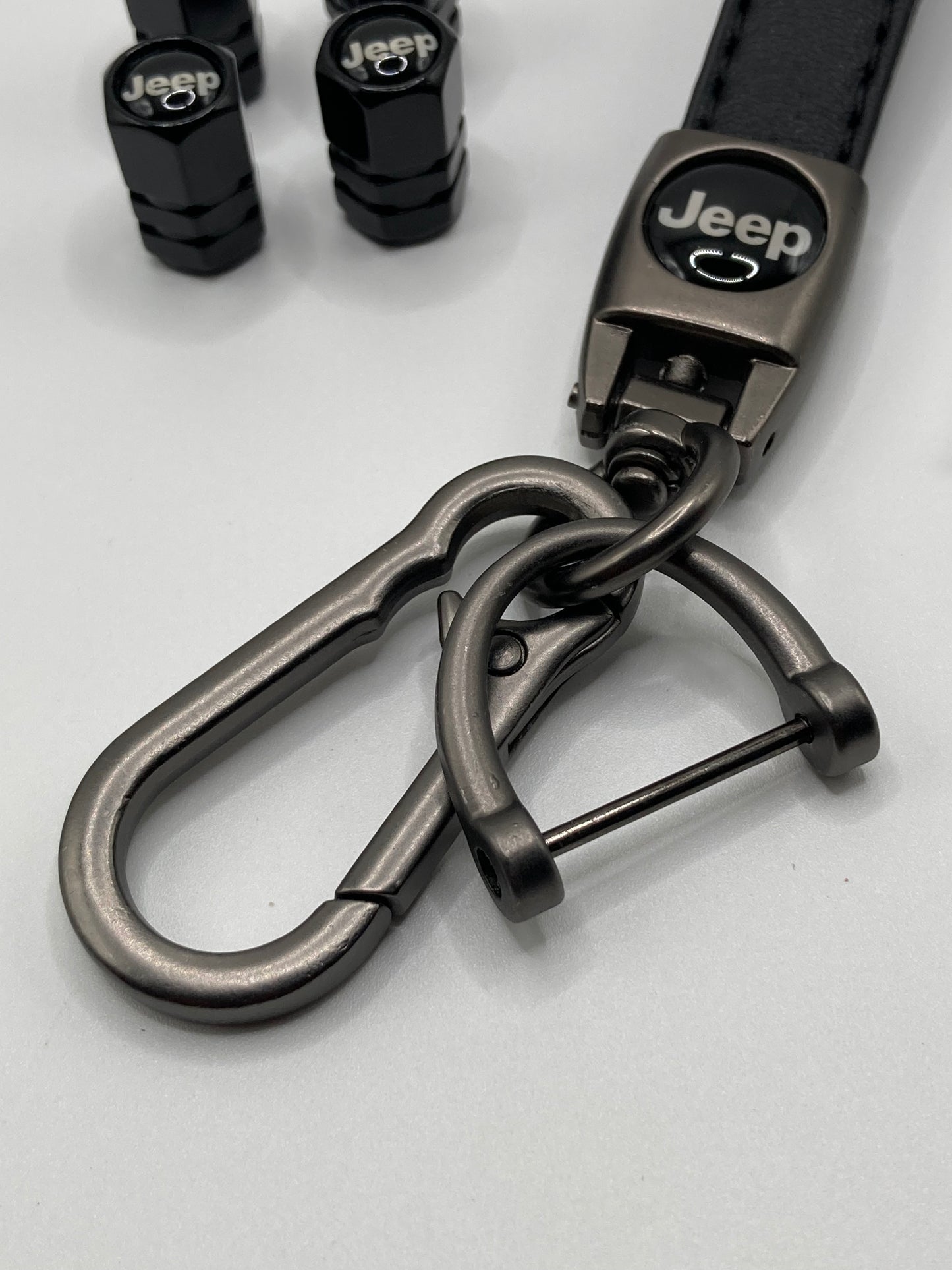Jeep - Keychain and Valve Stem Cap Set - Black