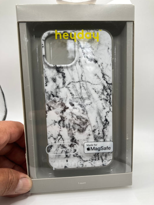 MagSafe Case for iPhone 13 - White Marble