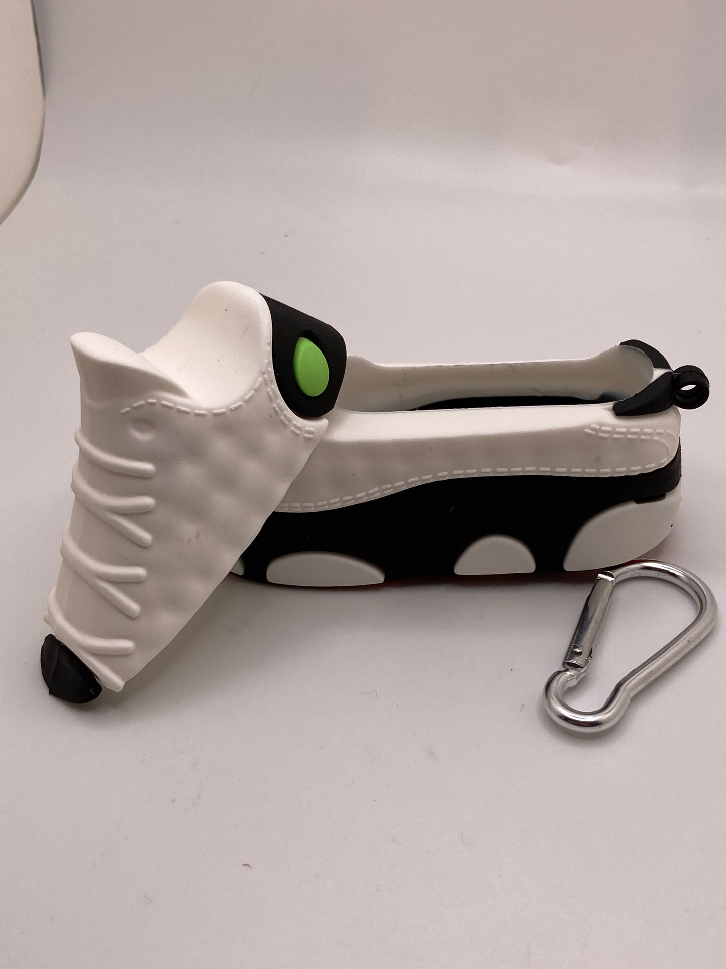 AirPod case cover - Hightop shoe 3d - pro/3rd gen