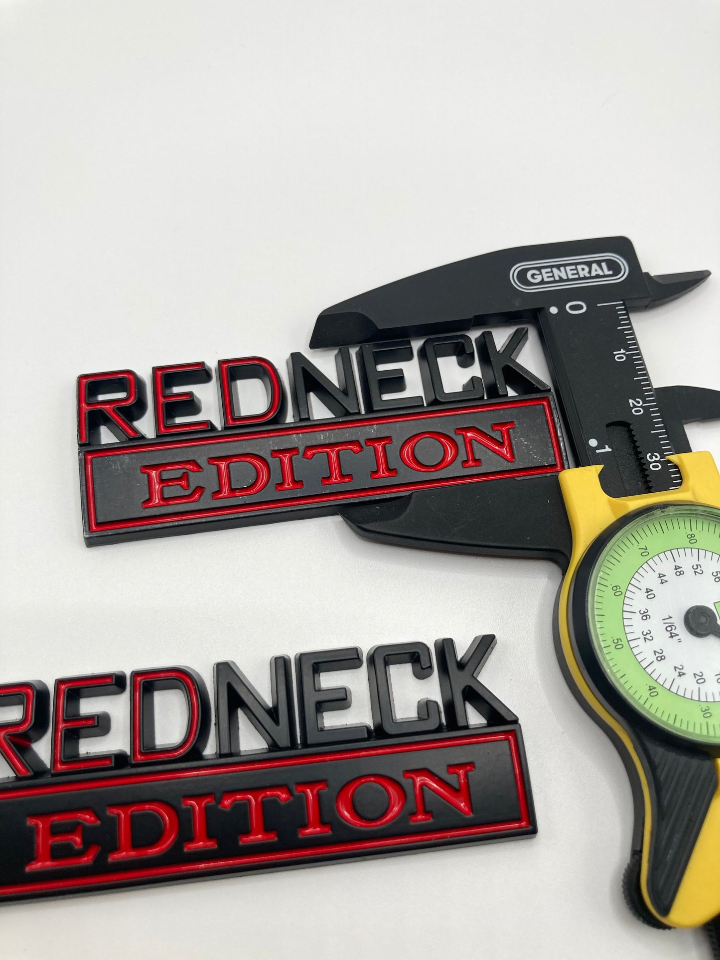 Redneck Edition Fender Emblem Set - 2pcs - red/black
