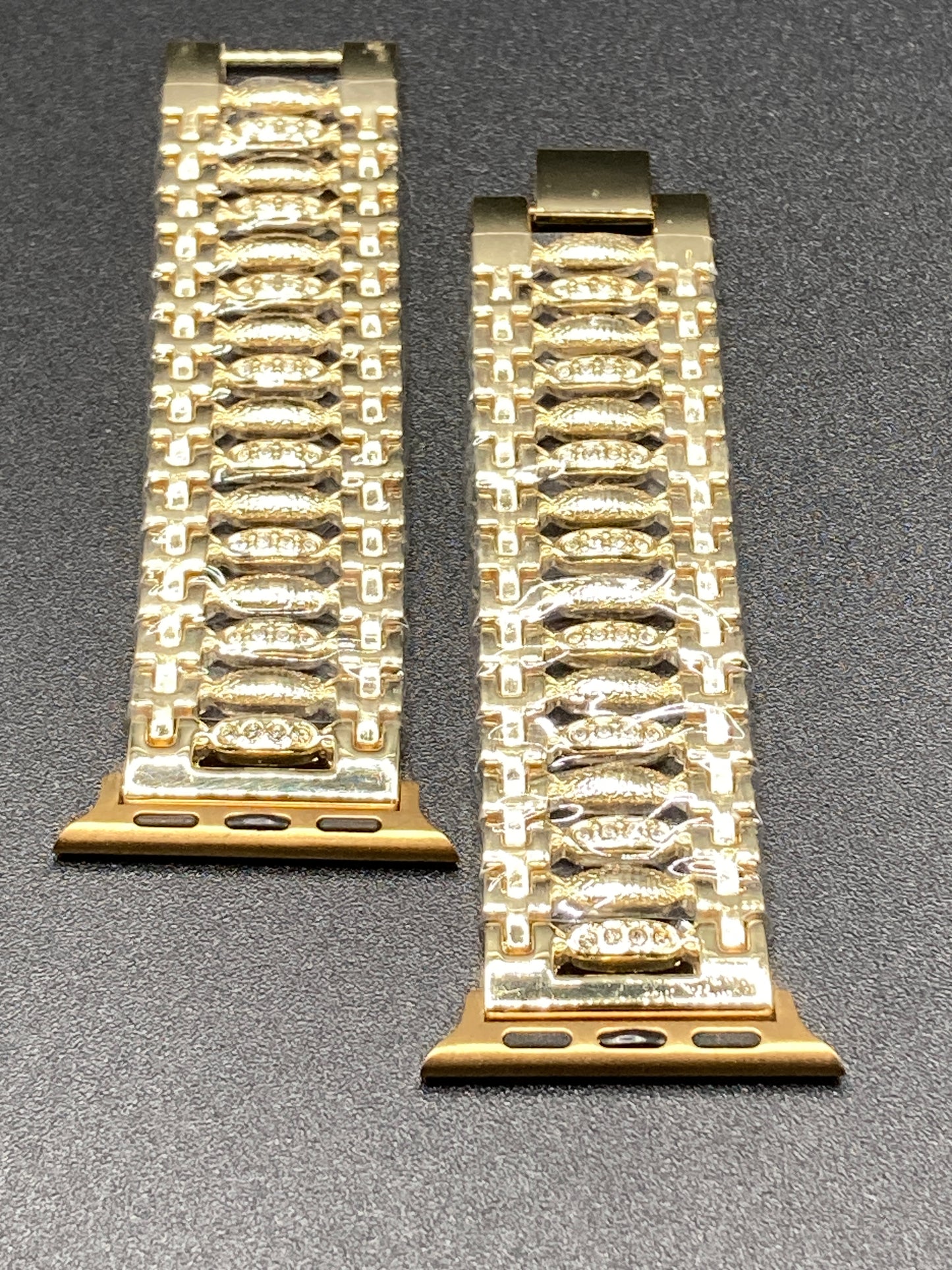 Luxury Watchband for Apple Watch - 38/40/42/44/45mm - Gold color with Crystals