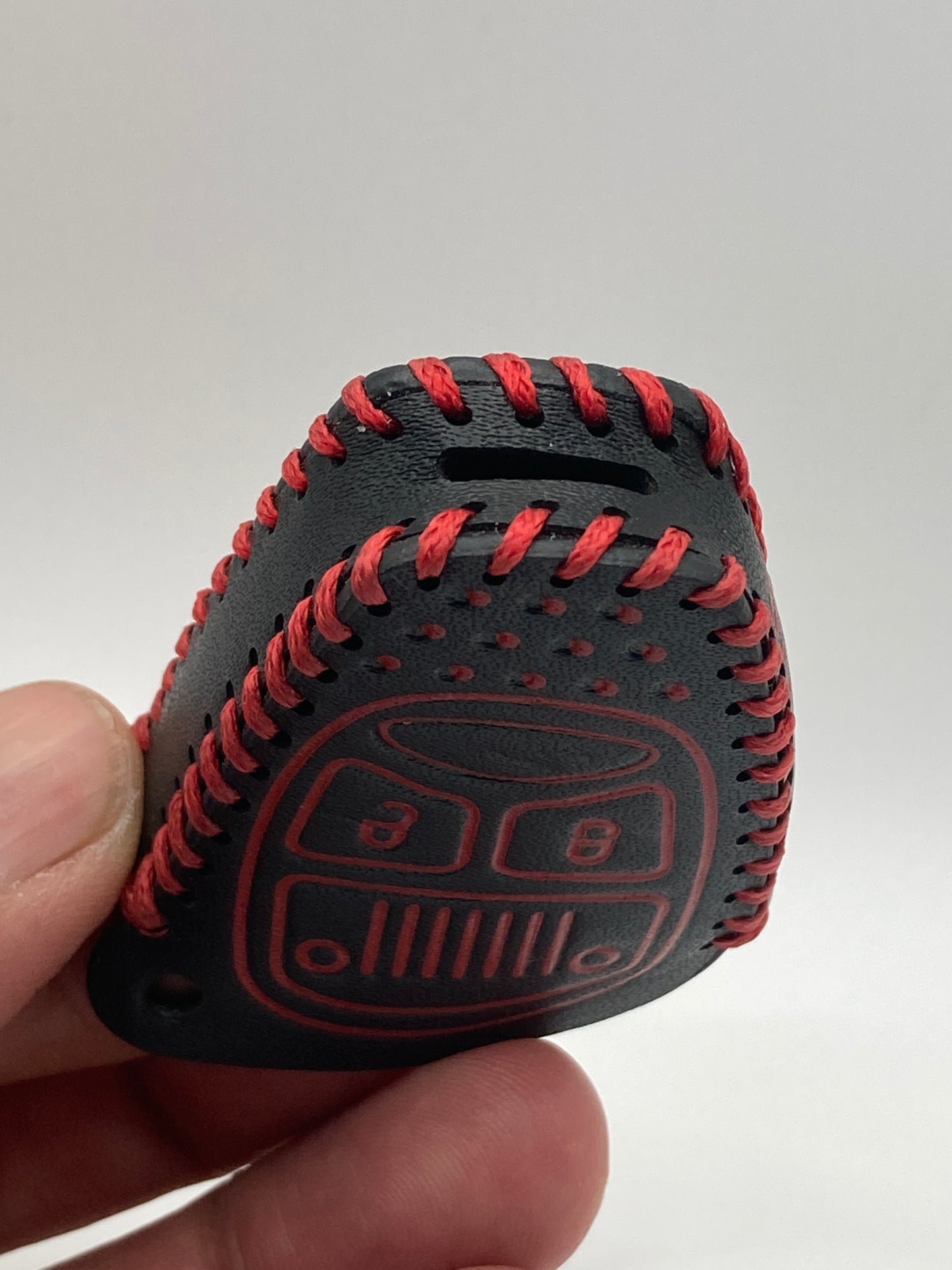 Jeep - Wrangler Leather Key Fob Cover - black/red