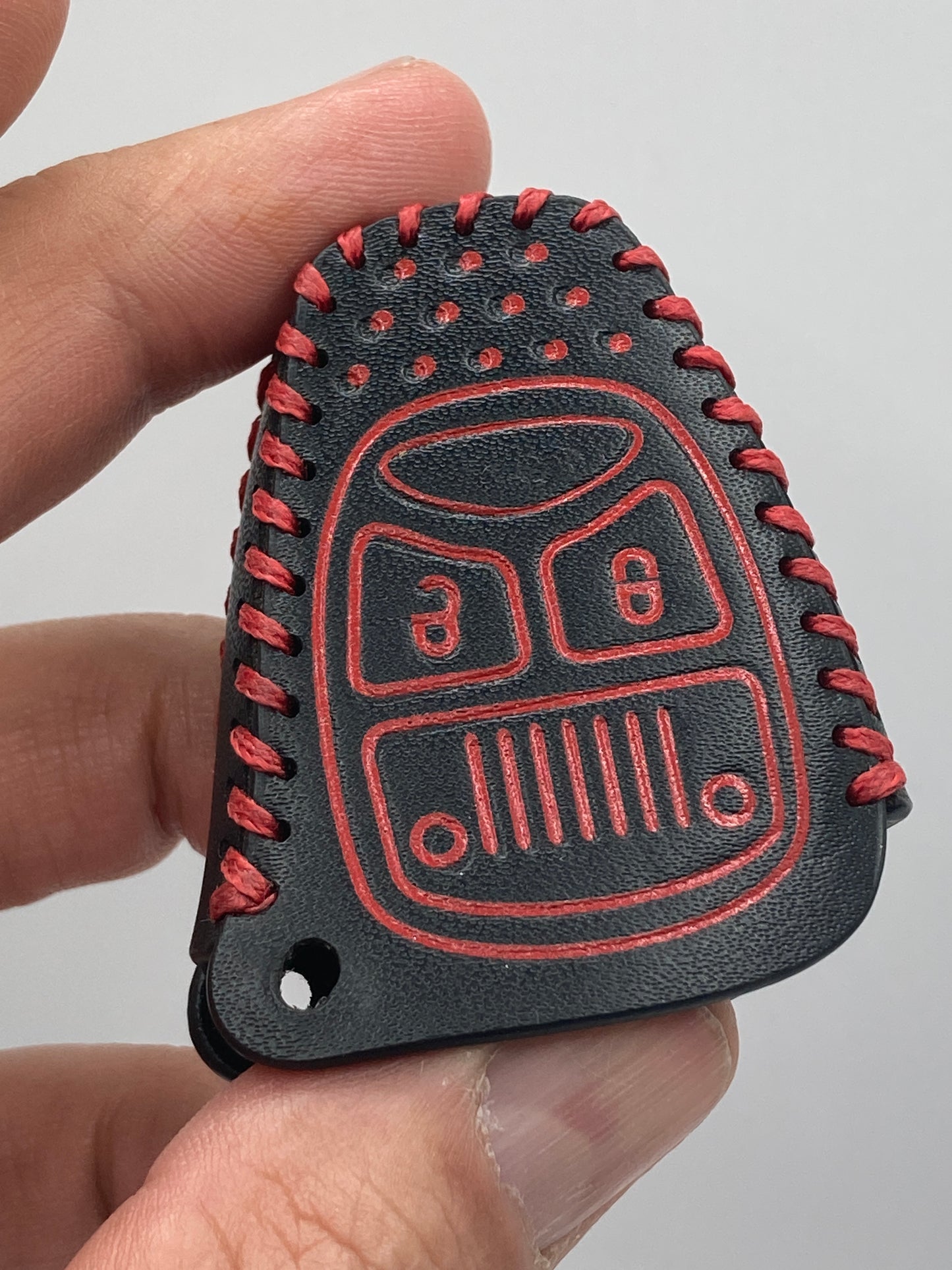 Jeep - Wrangler Leather Key Fob Cover - black/red