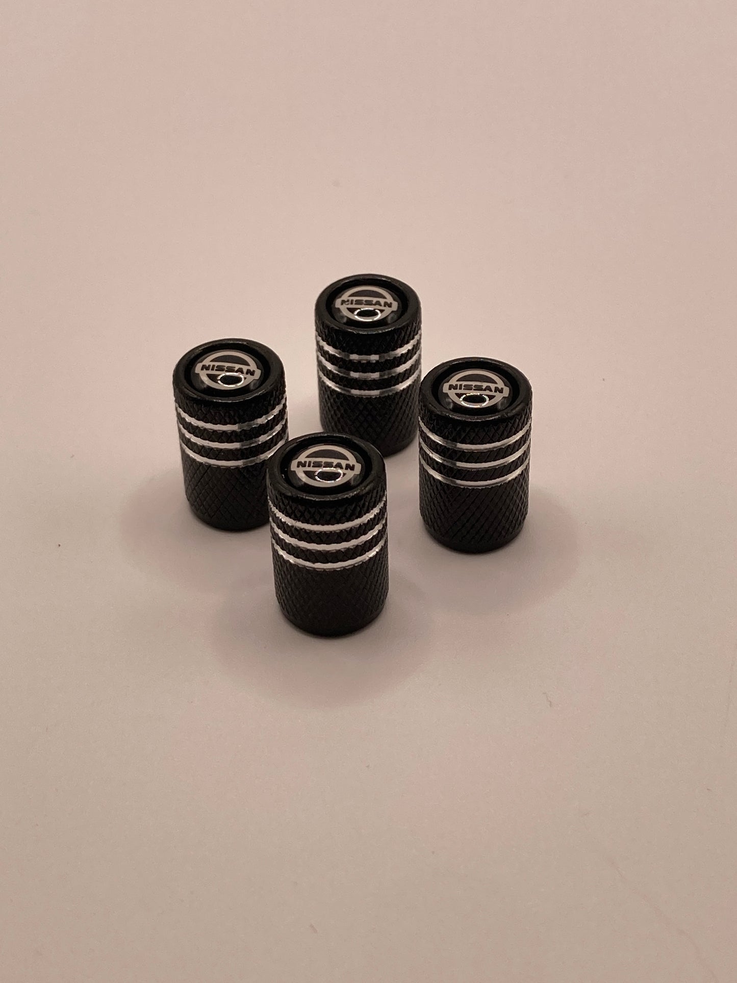 Nissan - blk/silver - Valve Stem Cap Set - 4pcs